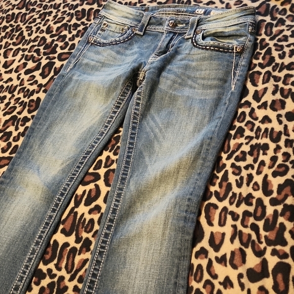 MISS ME jeans 2000s bling on back pockets - Picture 2 of 8